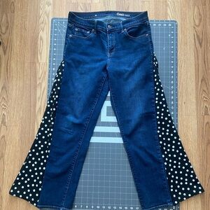 Custom Designed Women's Gap Blue Jeans with Polka Dot Flare Size 29 Cropped